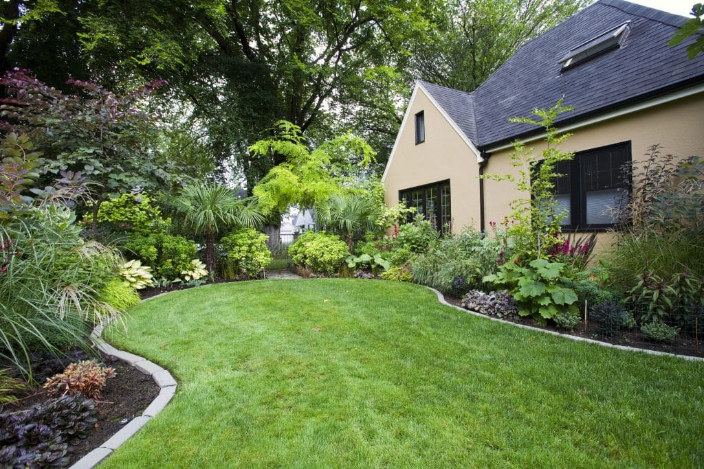 House and beautifully landscaped yard
