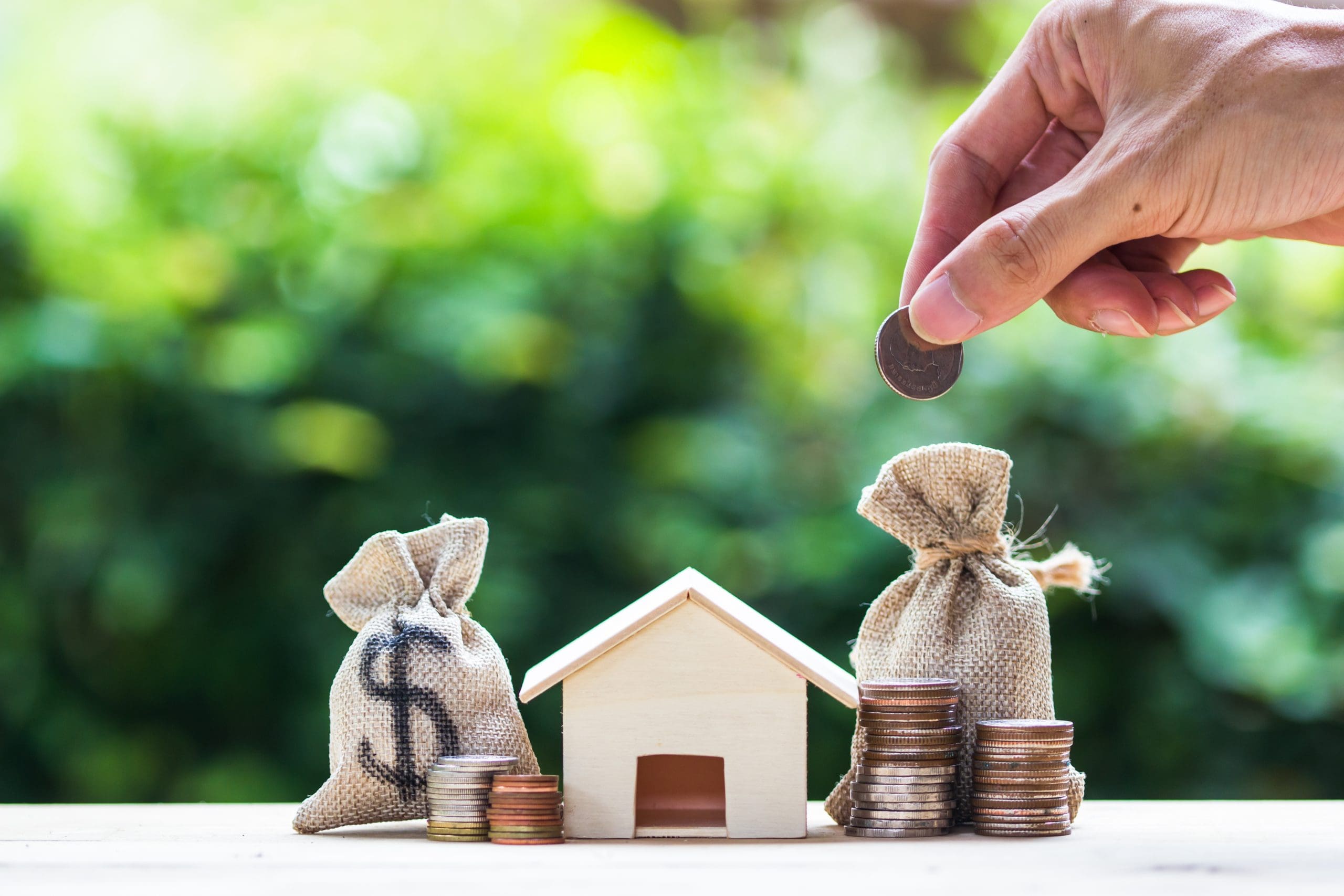 How a Real Estate Agent Can Save You Money