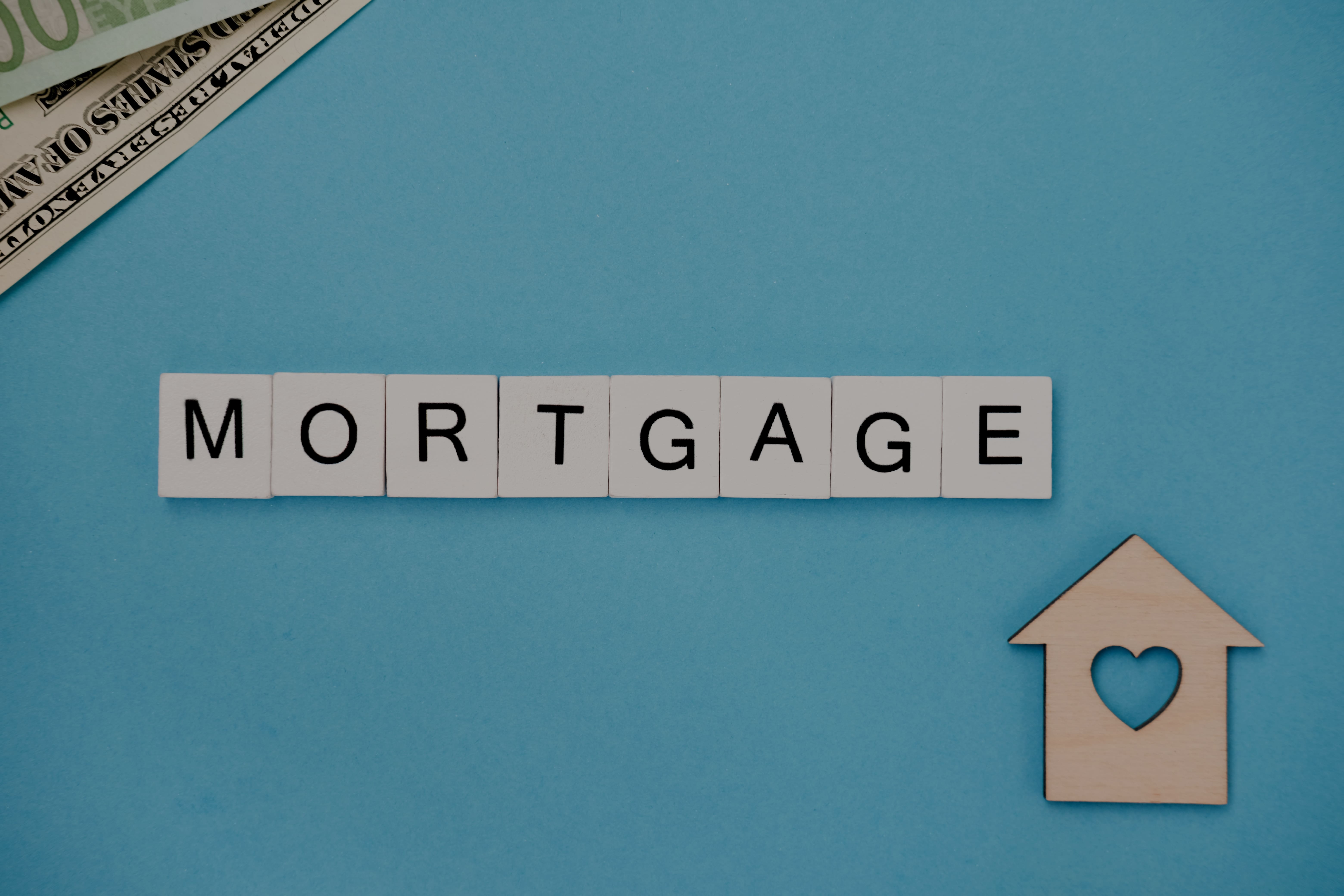 The Ultimate Guide to Mortgage Brokers: Exploring the Advantages for Loan Options