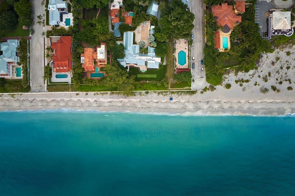 Selling a Vacation Home: What Homeowners Need to Know