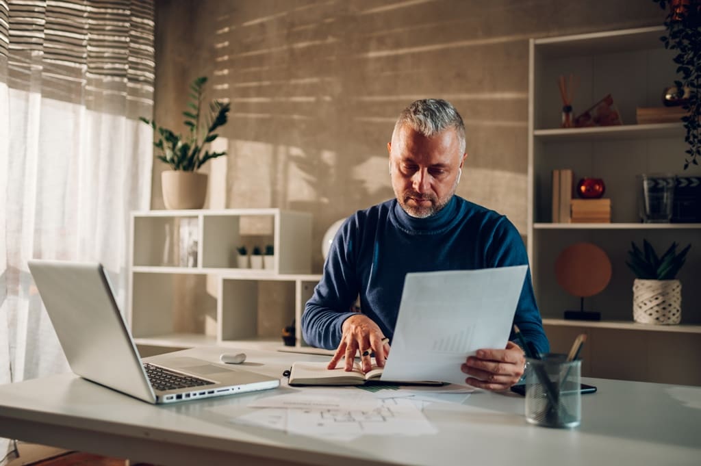 How to Build a Functional Home Office on a Budget