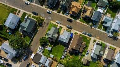 Choosing the Perfect Neighborhood: Expert Tips for Your Home Search