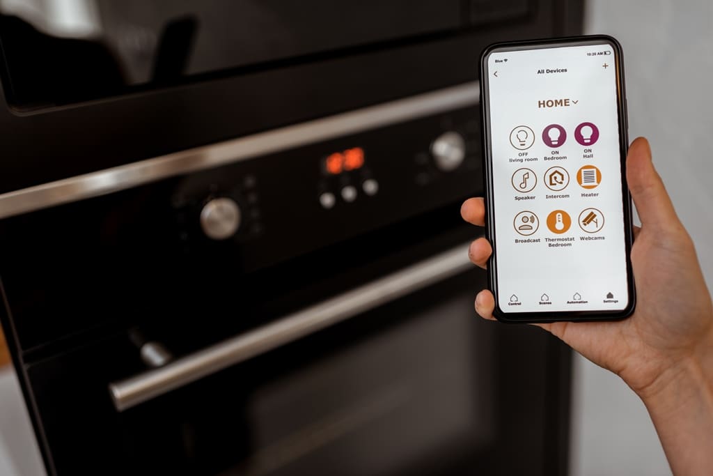 Looking to Buy a Smart Home? A Comprehensive Guide for Homebuyers:  Smart Appliances