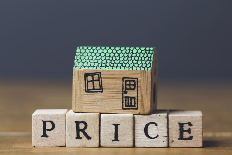 Selling an Inherited Property:  Expert Tips for Success:  Pricing