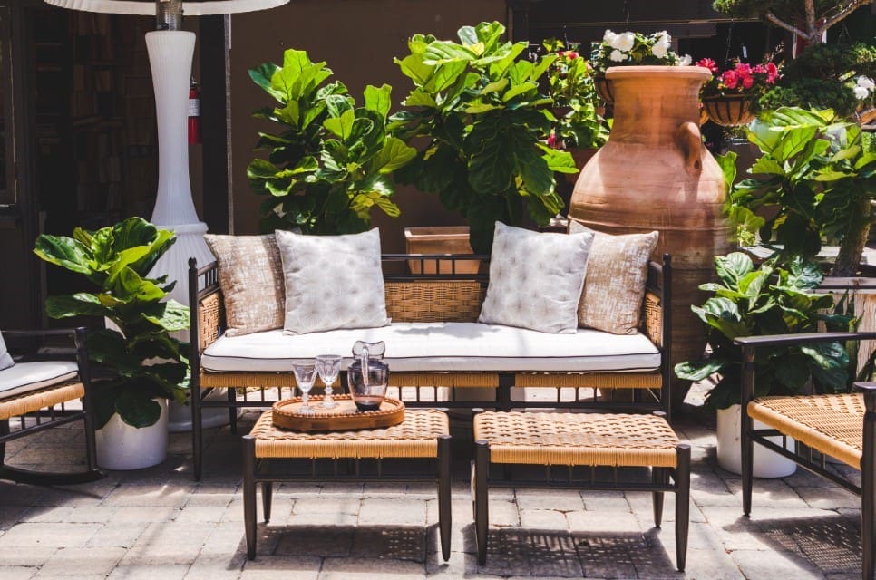 Top Tips for Successfully Staging Your Home:  Curb Appeal