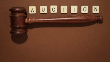 Should You Buy a House at Auction? Expert Advice for Home Buyers