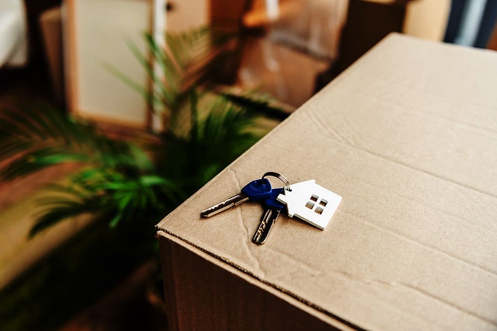 Relocating Sellers: Exploring Options for an Easy Move