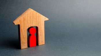 Single Homebuyer Strategies: How to Successfully Buy a Home on Your Own