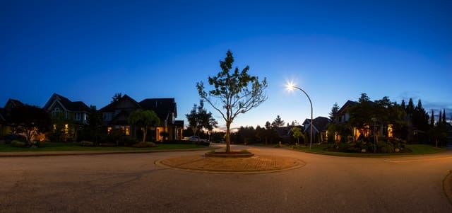 Top 5 Neighborhood Factors to Consider Before Buying a Home