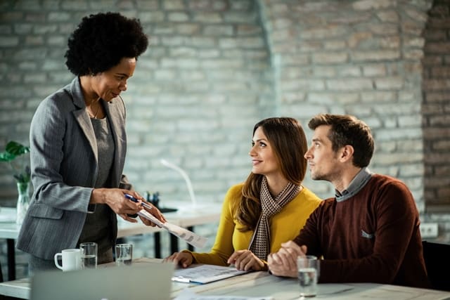 6 Expert Tips for Buying a Home in a Competitive Market: Work with an Experienced Agent
