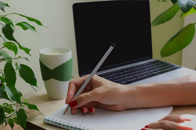 Crafting the Perfect Description: Why Your Online Listing Can Make or Break Your Sale