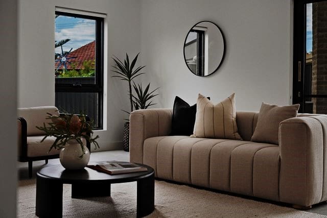 5 Tips to Sell Your Home for Top Dollar:  Staging