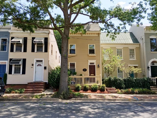 Condo or Townhome? Which is the Best Choice For You?  Townhome Living