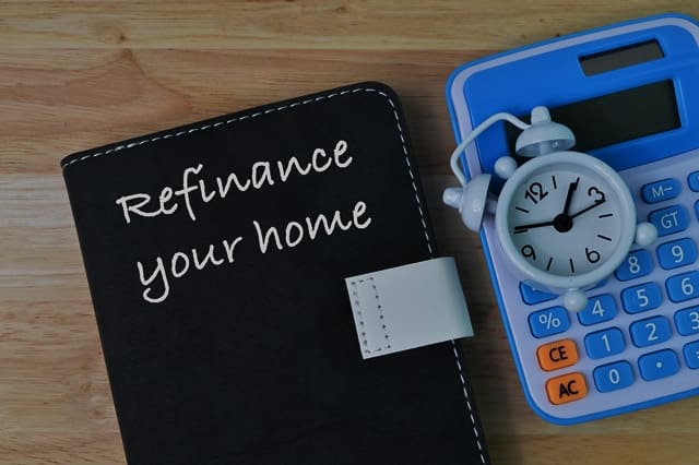 When Is the Right Time to Refinance Your Home? A Smart Homeowner’s Guide