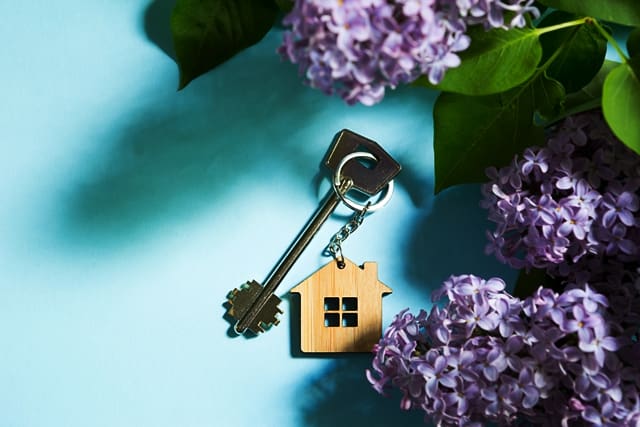 Why Selling Your Home in Spring Can Give You an Edge