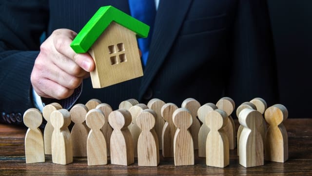 Why Pre-Listing Repairs Can Help You Sell Faster and for More:  Competitive Edge