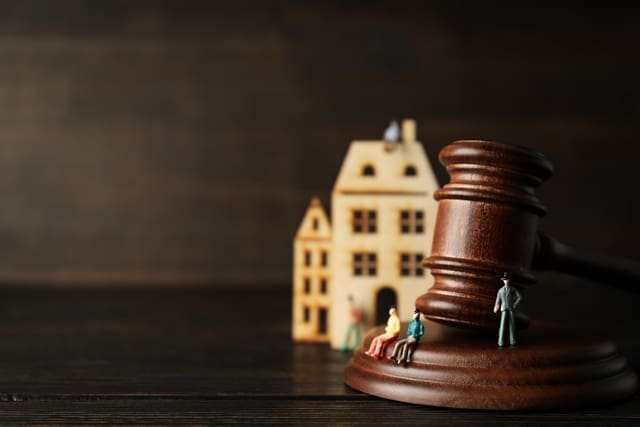 Why Hiring a Realtor is the Best Decision for Home Sellers:  Legal Documents and Deadlines