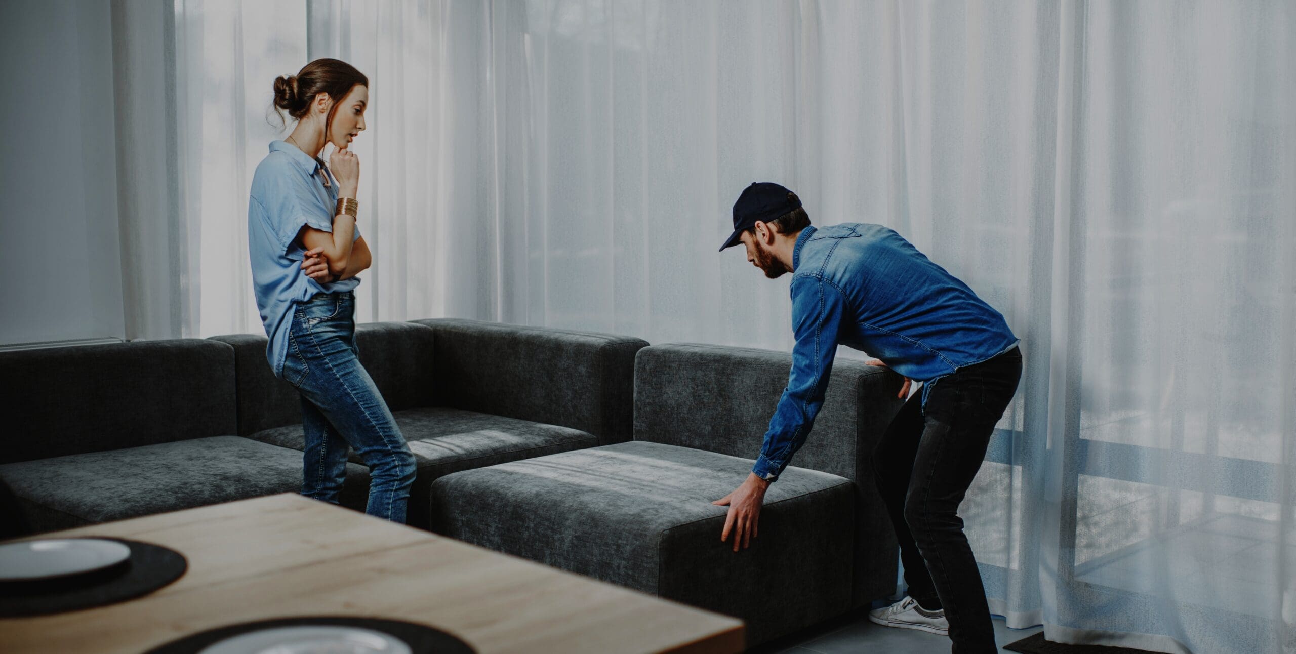 Should You Stage Your Home or Hire a Professional?
