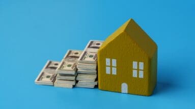 Is Buying a House With Cash the Right Move?