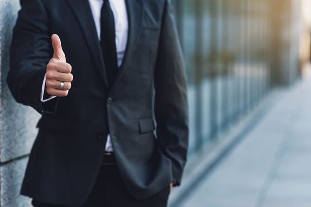Expert Strategies to Sell Your Home Fast:  Hire an Agent