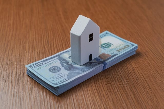 The Economics Behind School District Premiums: Property Values