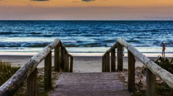 Should You Buy a Vacation Home? An Expert Guide