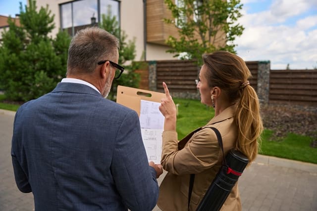 Data Centers and Real Estate: What Home Buyers Need to Know:  Hire a Real Estate Agent