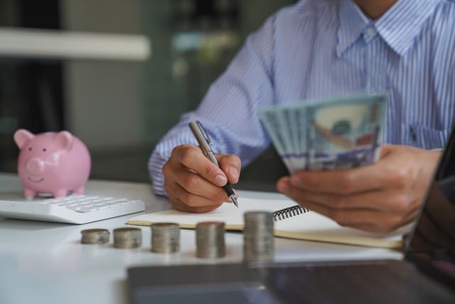 How to Budget for Improvements for Property Flipping