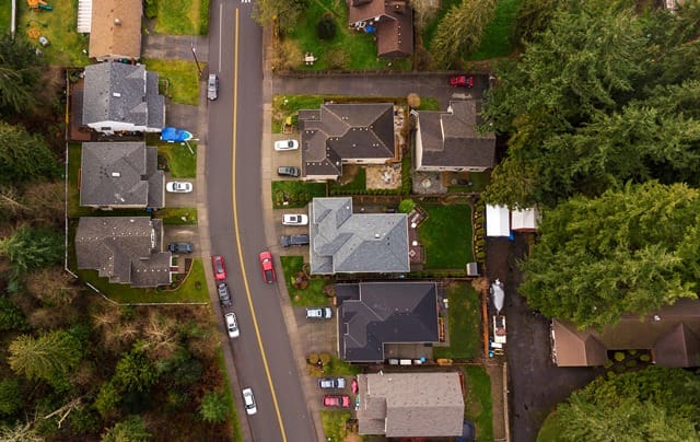 How to Research a Neighborhood With Google Maps Before Buying:  Traffic Patterns